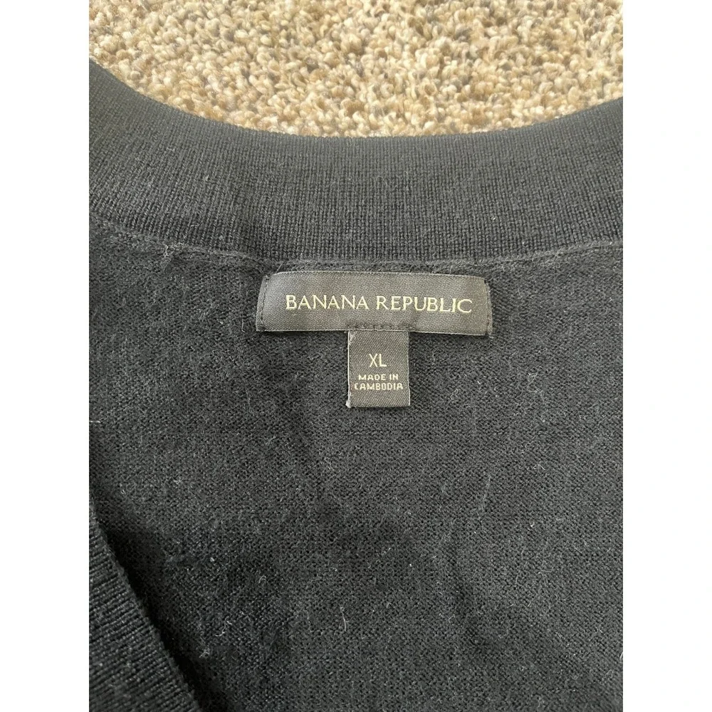 Banana Republic‎ Merino Wool Men's XL Black V-Neck Pullover Sweater Long Sleeve